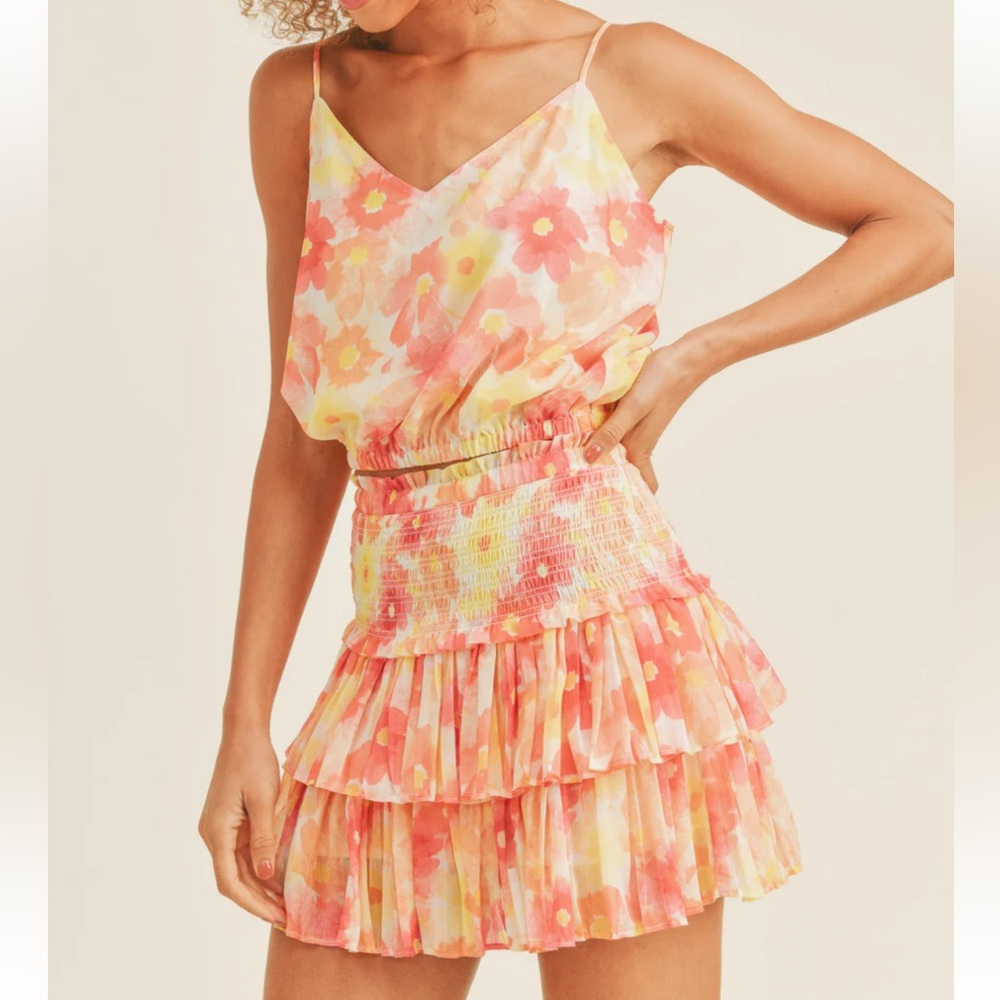 Boutique Floral Skirt Set!!